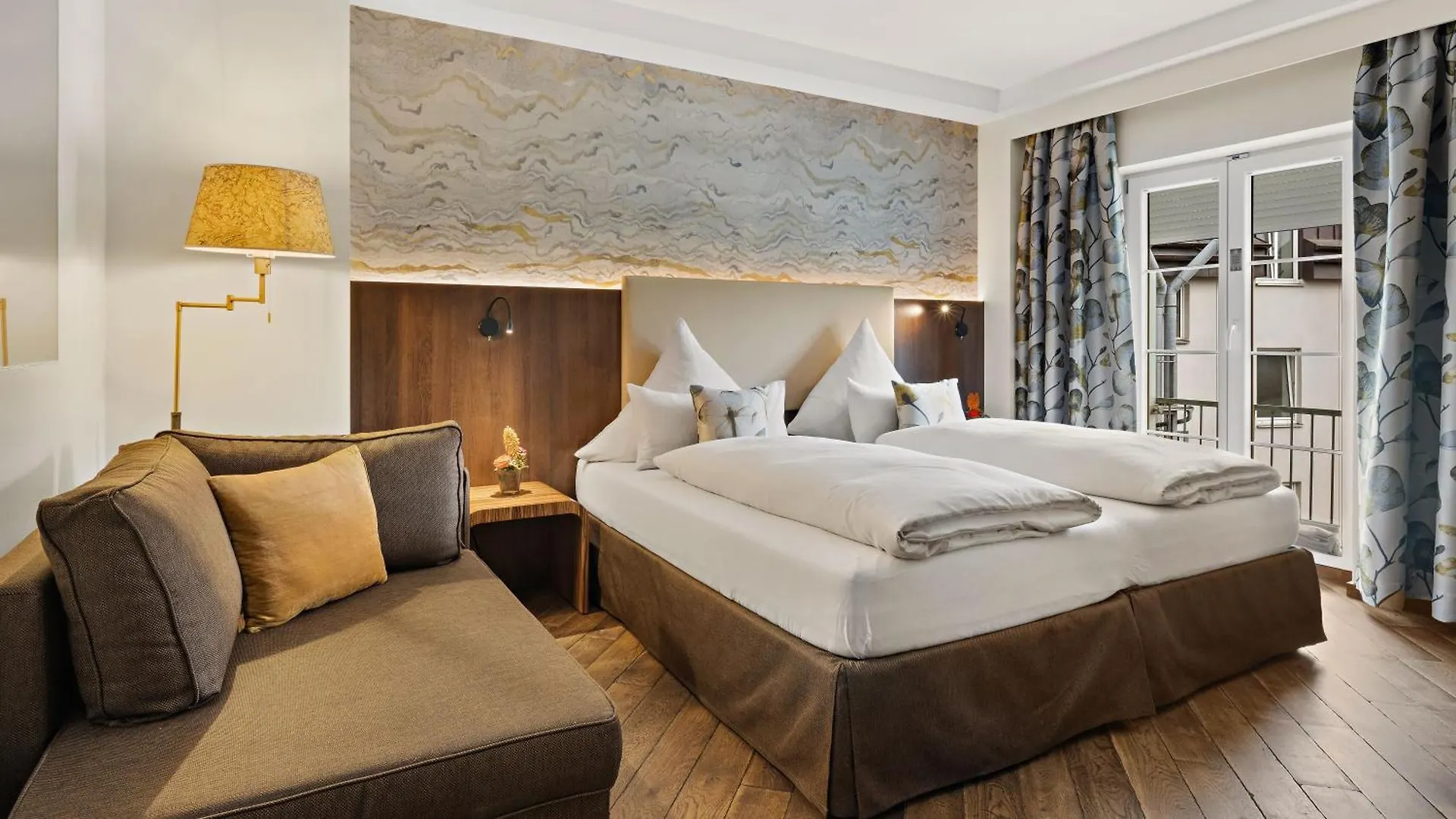 Hotel Deutsche Eiche Munich Germany