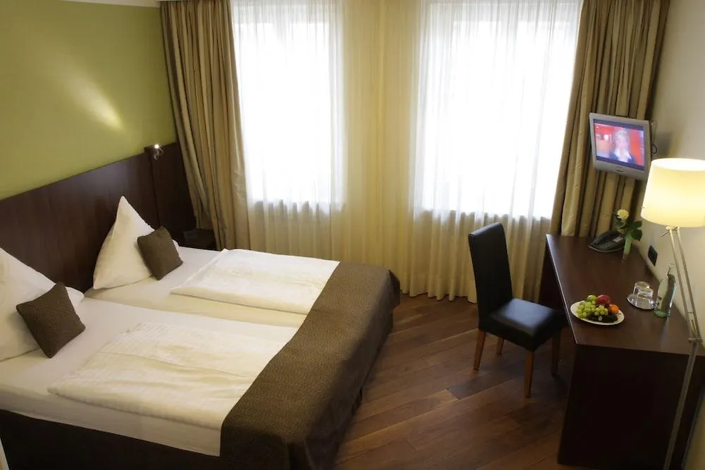 Hotel Deutsche Eiche Munich